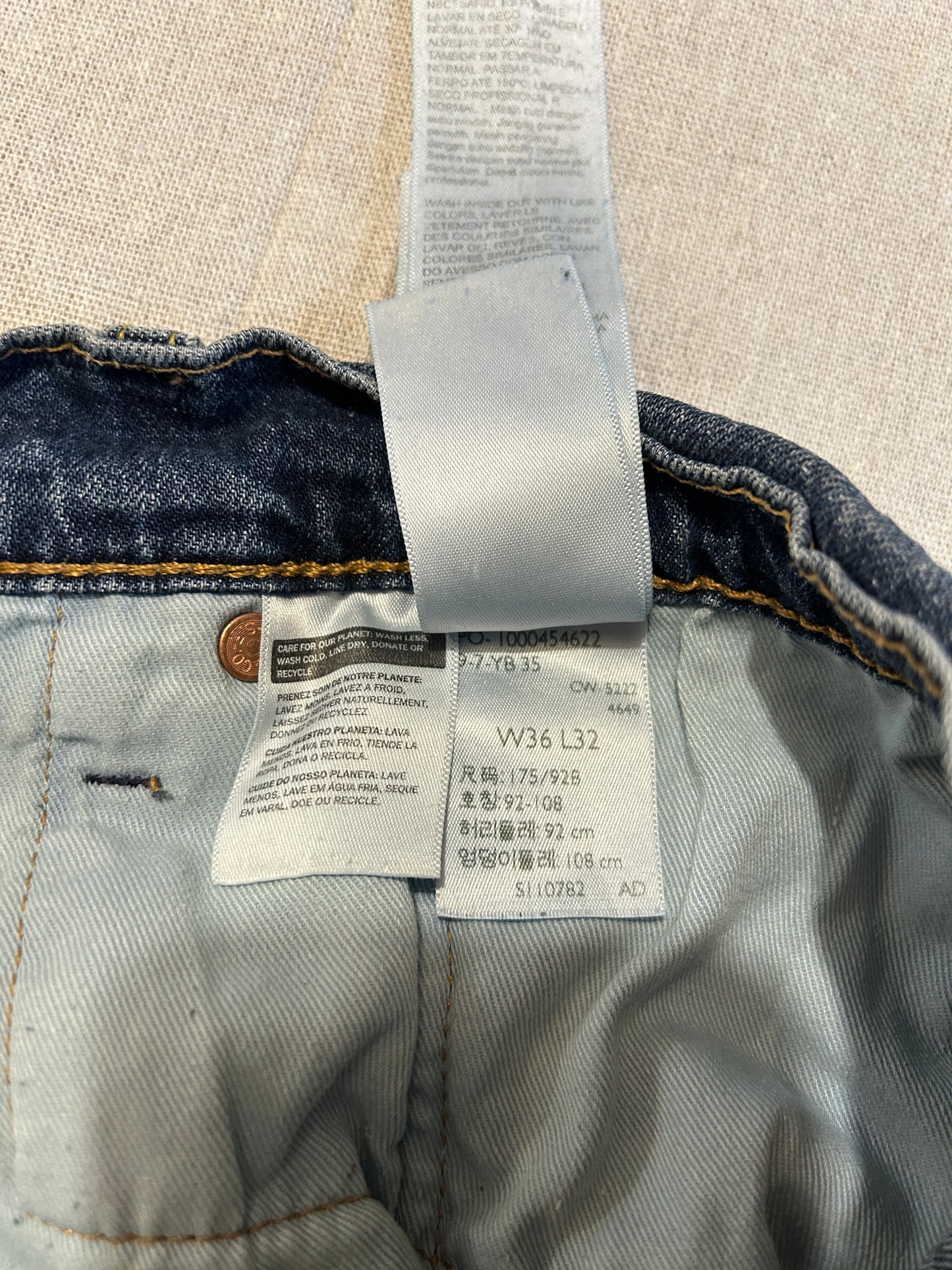 Jean Lévi's 511 W36 L32