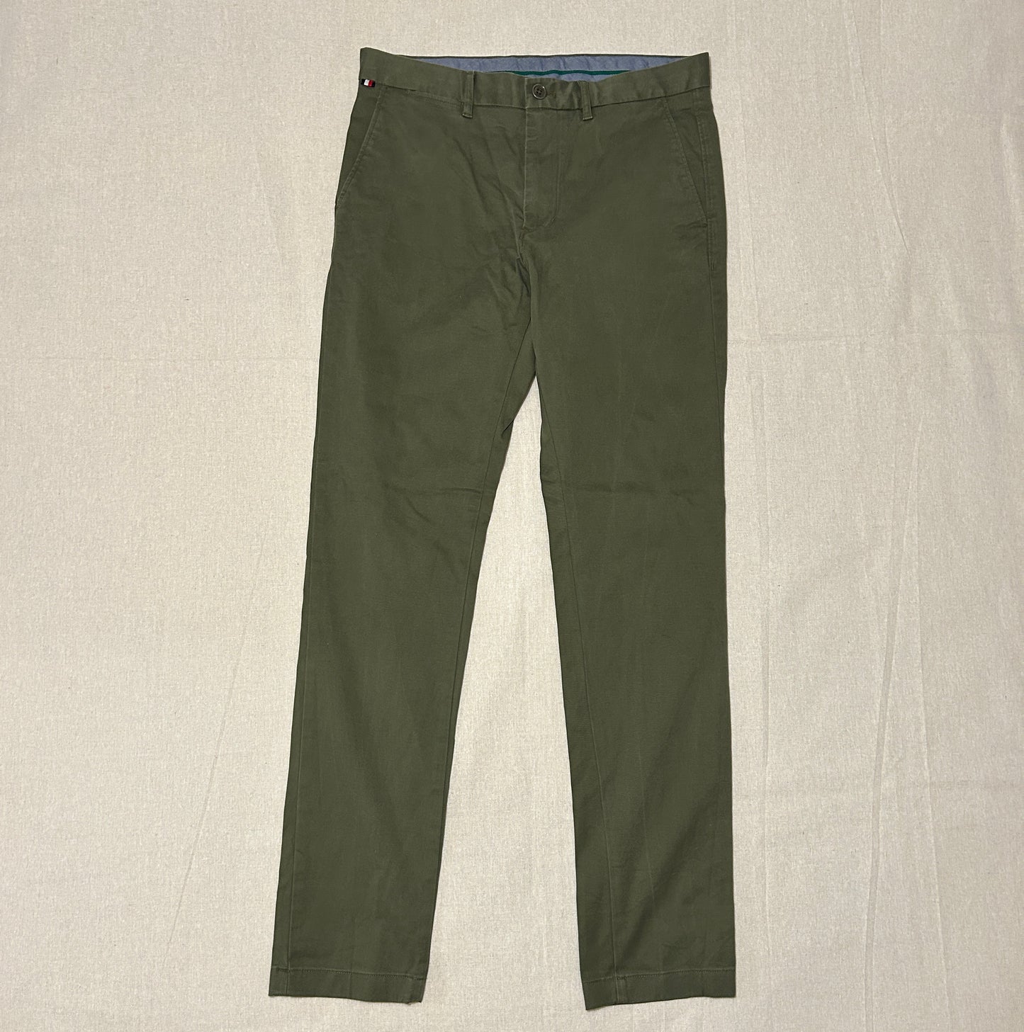 Tommy Hilfiger Bleecker Chino Homme – Coupe Slim – Vert Kaki – W31 L32