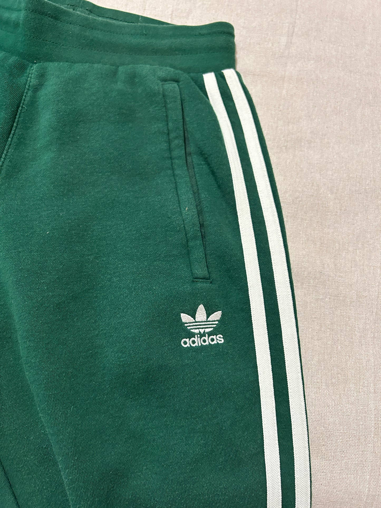Adidas Originals – Jogging Homme – Taille XS – Vert Sapin