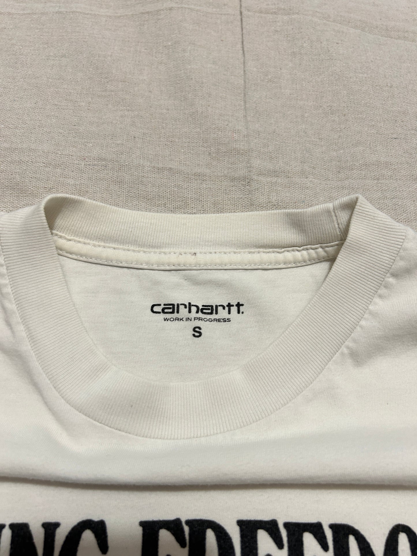 T-shirt Graphique "Fading Freedoms" • CARHARTT WIP • Taille S • Blanc