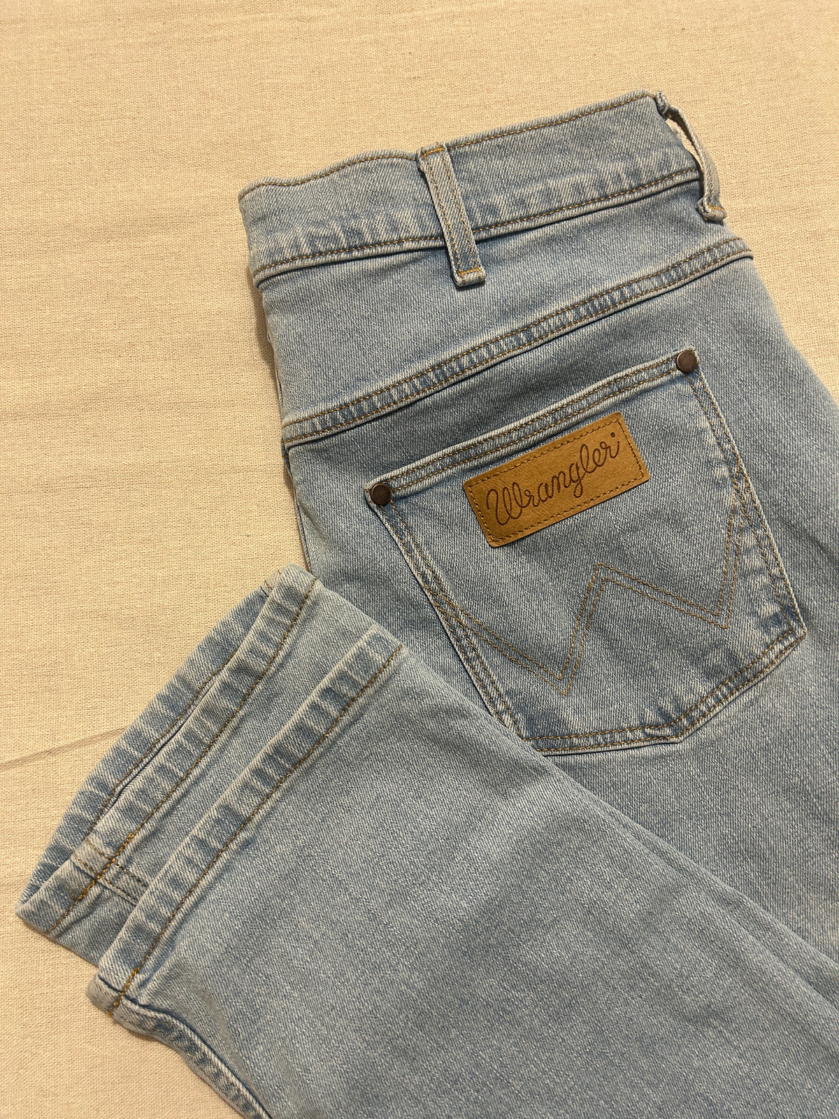 Jean Wrangler Greensboro Homme – Coupe Droite Regular – Bleu Clair – W33 L34