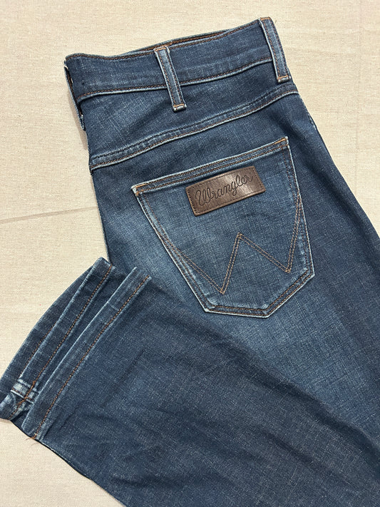 Jean Wrangler – Homme – W30 L34 – Bleu Délavé