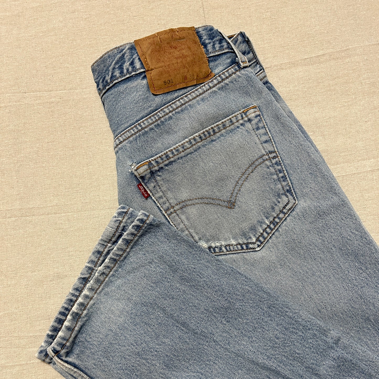 Levi's 501 Homme – Coupe Droite – Bleu Clair Délavé – W32 L32