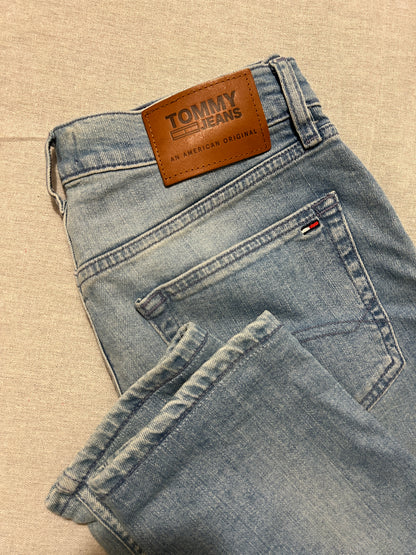 Tommy Jeans – Jean Homme – W30 L36 – Bleu Délavé Clair