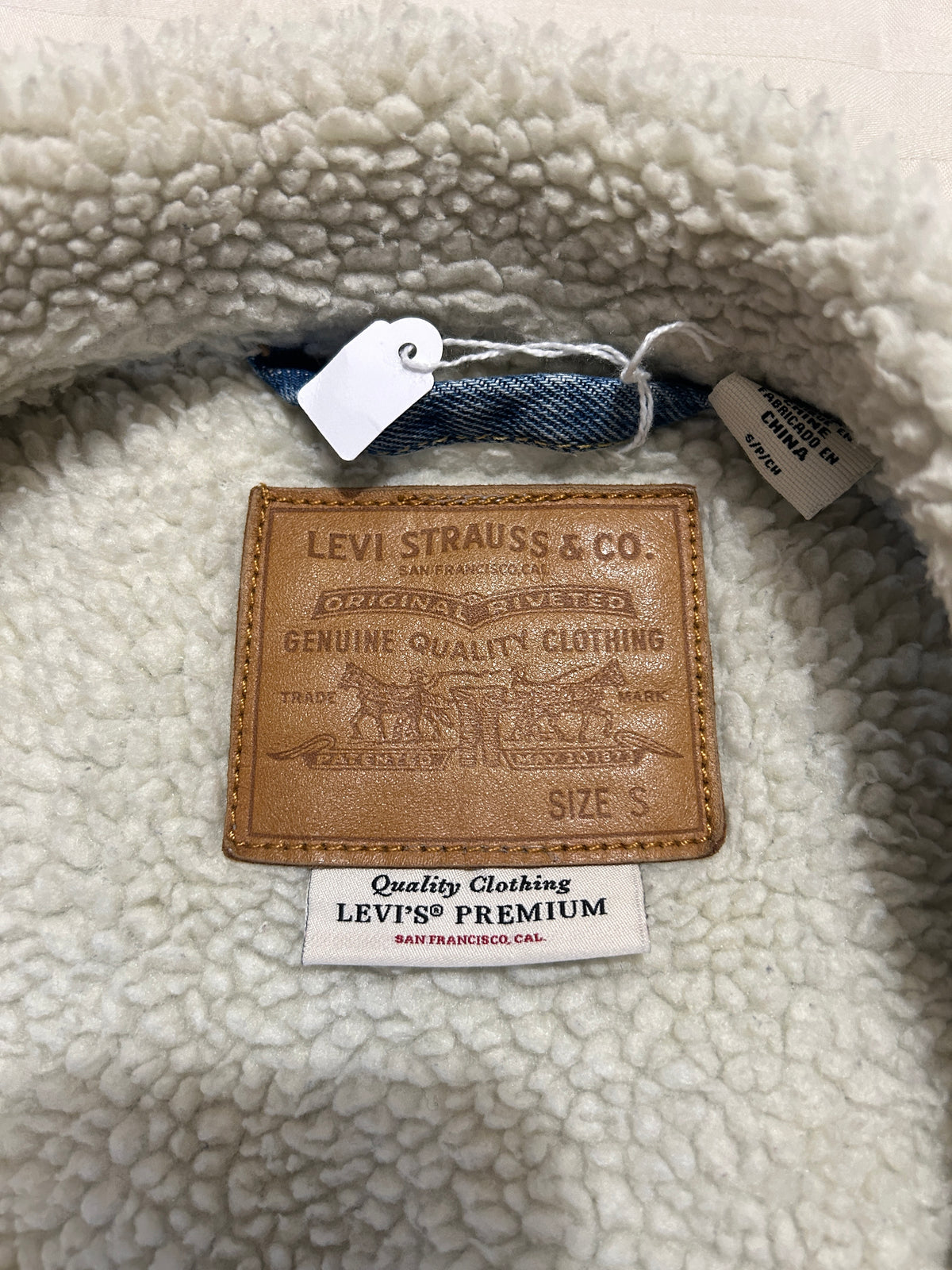 Veste Levi's Sherpa Trucker Homme – Taille S Bleu Clair