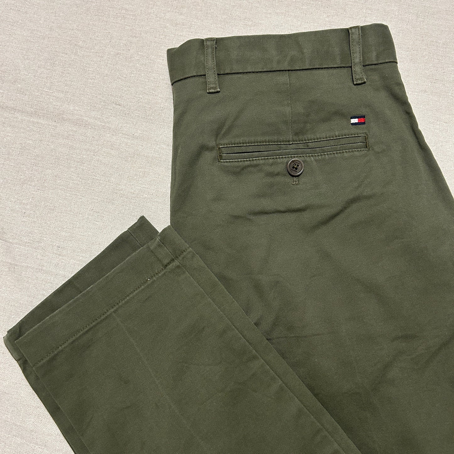Tommy Hilfiger Bleecker Chino Homme – Coupe Slim – Vert Kaki – W31 L32