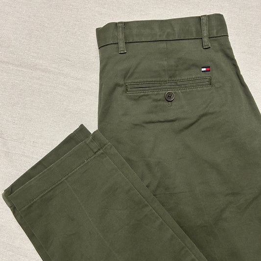 Tommy Hilfiger Bleecker Chino Homme – Coupe Slim – Vert Kaki – W31 L32