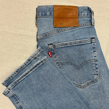 Levi's 501 Homme – Coupe Droite – Bleu Clair – W28 L32