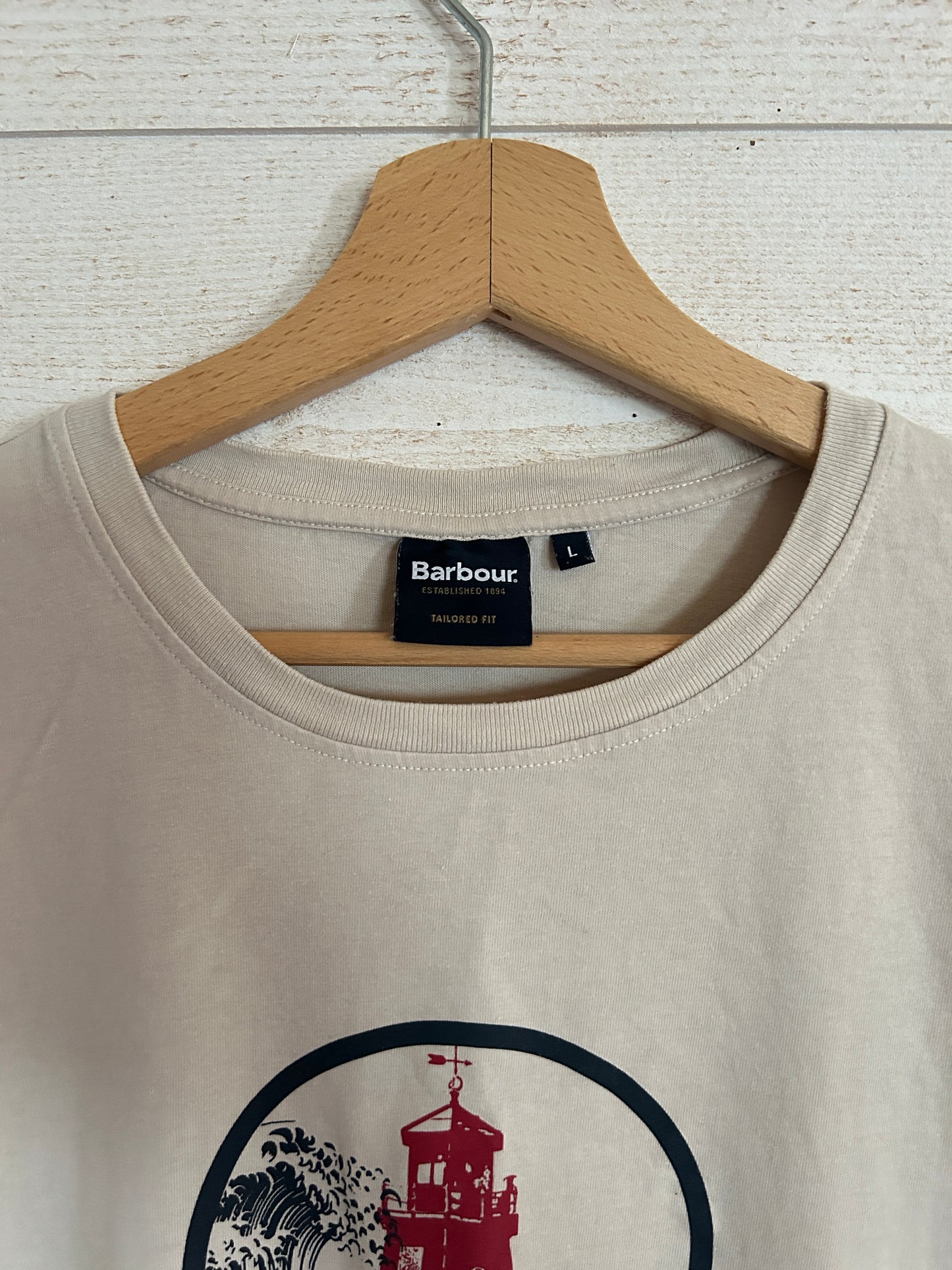 T-shirt Graphic Phare "Lighthouse" • BARBOUR • Taille L • Beige / Crème