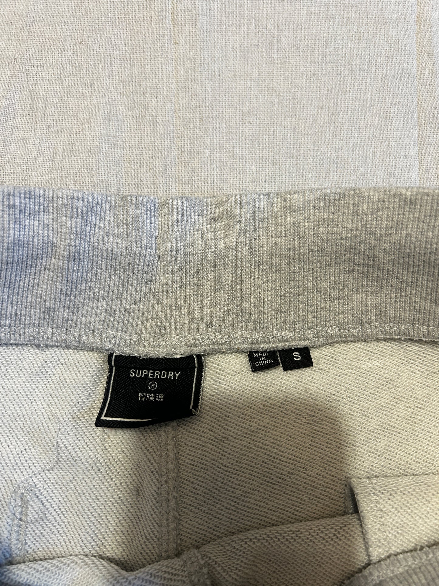 Short sport Superdry T.S