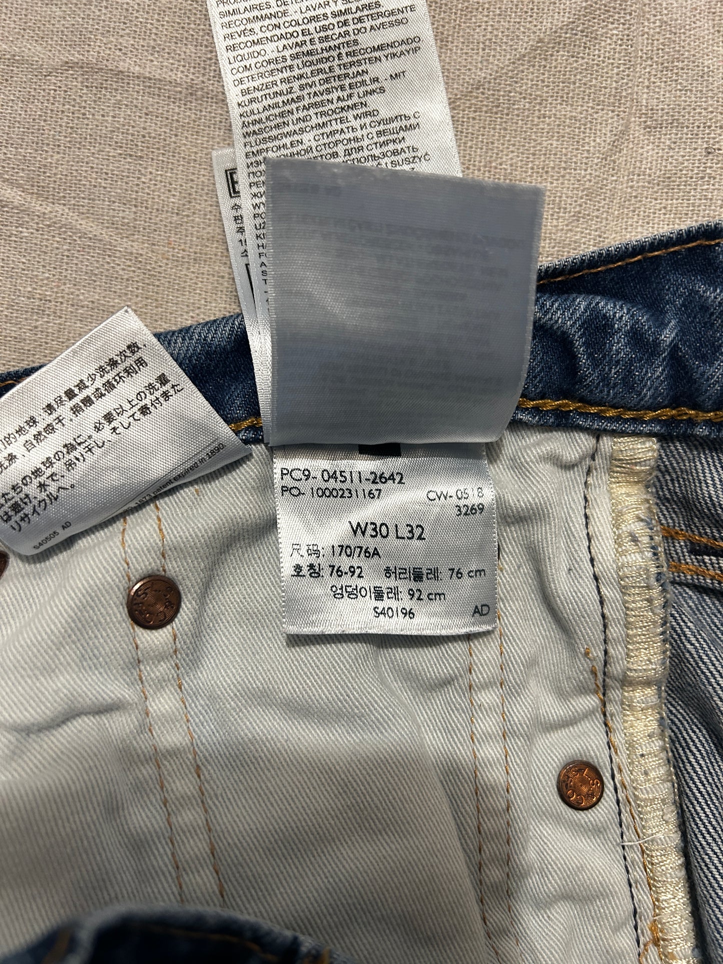 Jean Lévi's 511 W30 L32