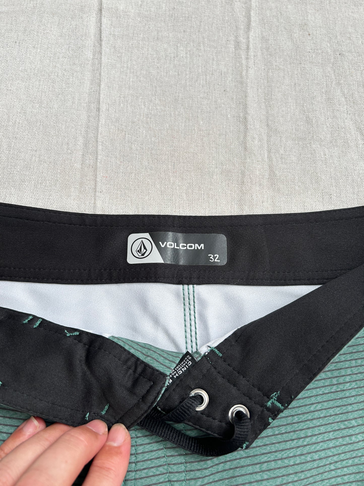Short de Bain Volcom Taille W 32