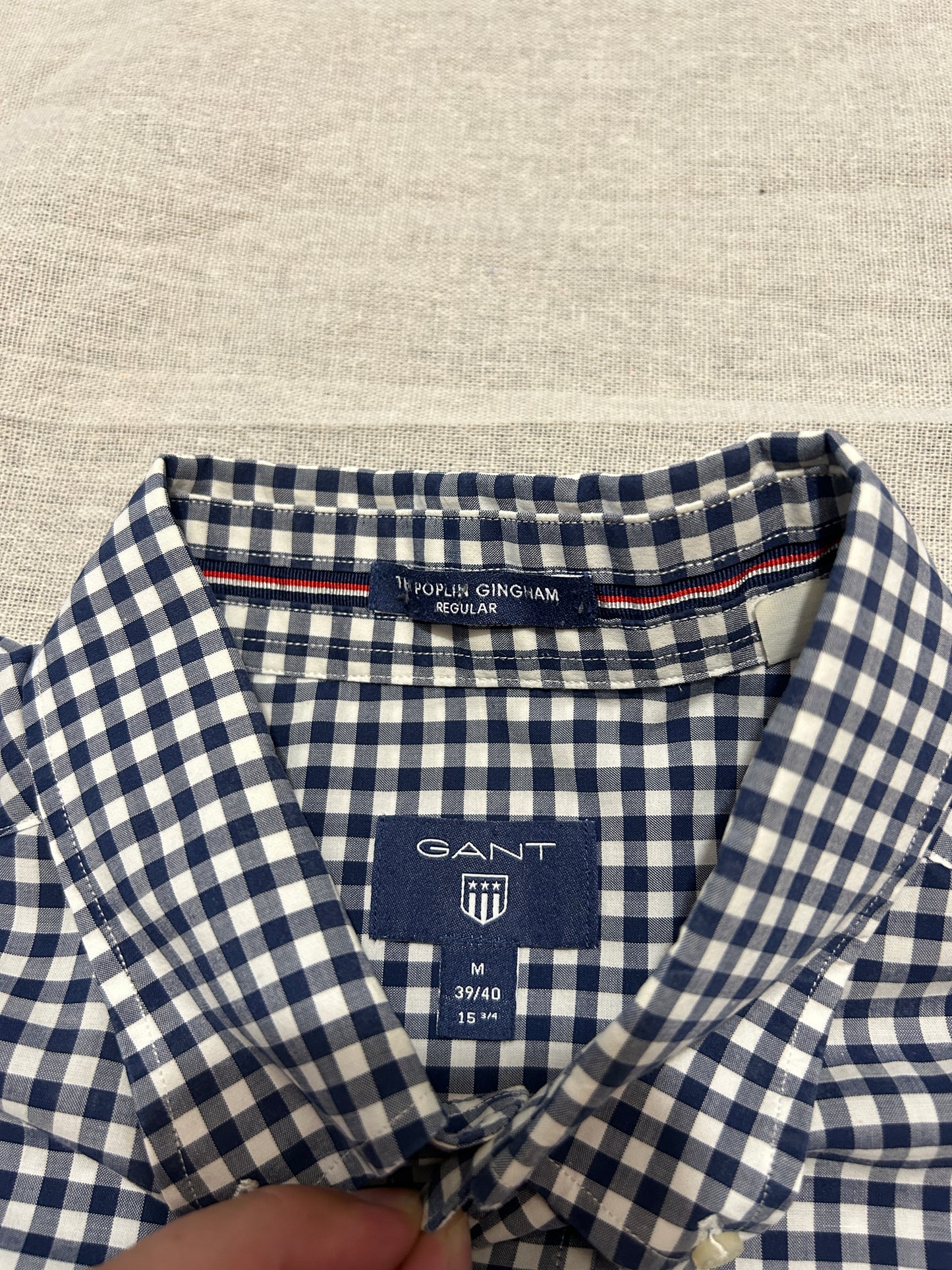 Chemise à Carreaux Vichy Bleu Marine Gant – Coupe Regular – Taille M – Occasion
