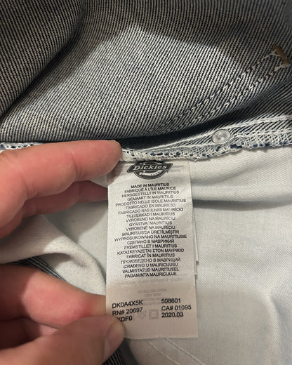Pantalon Carpenter Dickies en Denim Brut Surpiqûres Blanc – Taille W28/L30 – Occasion