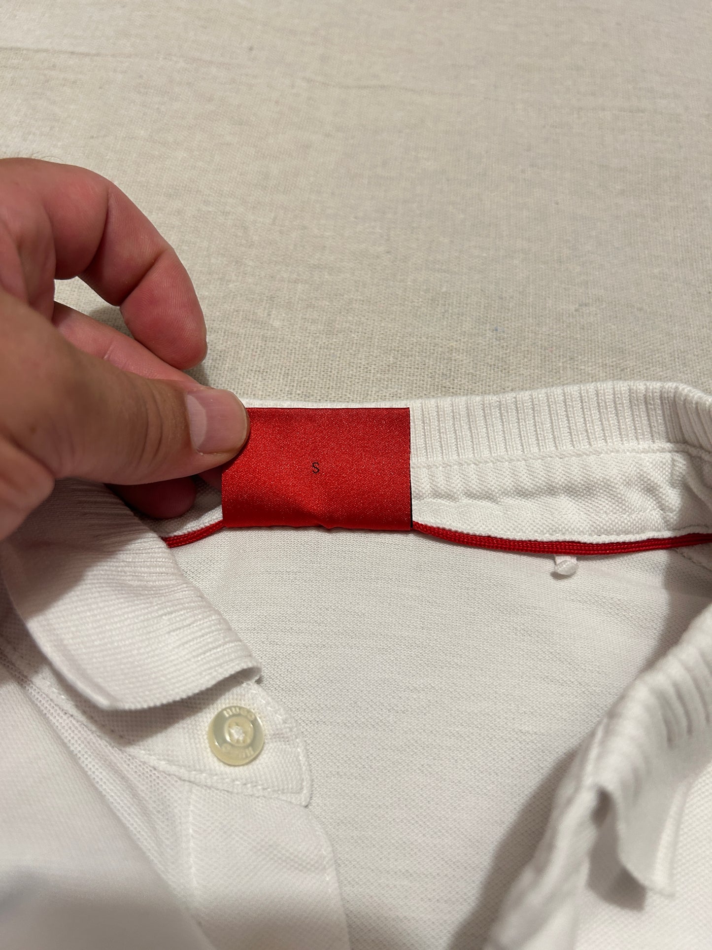 Polo Slim Fit Écusson Rouge • HUGO (Hugo Boss) • Taille S • Blanc