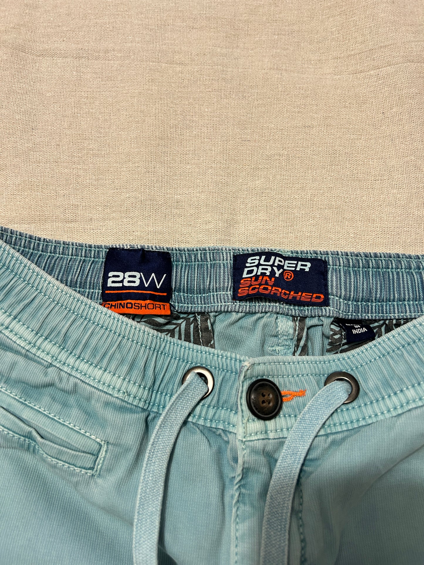 Short Chino Élastique • SUPERDRY Sun Scorched • Taille 28W (S) • Bleu Turquoise / Vert Menthe